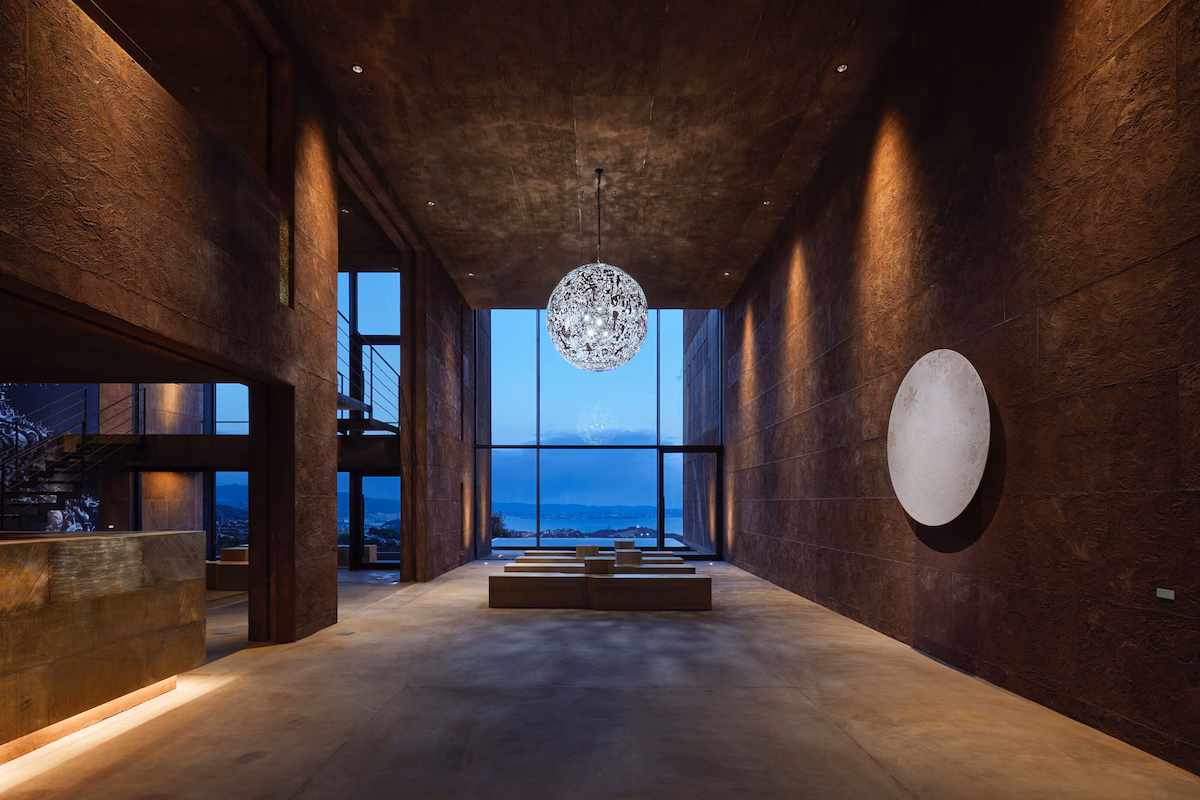 Contemporary interior with large windows at GALLERIA MIDOBARU in Beppu