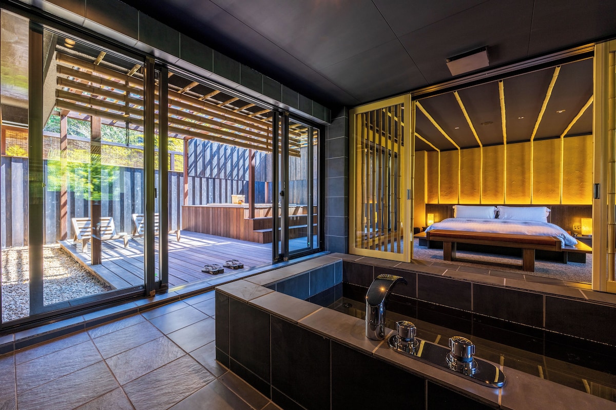 HIME suite interior connecting the bedroom and open-air bath at Kinnotake Sengokuhara