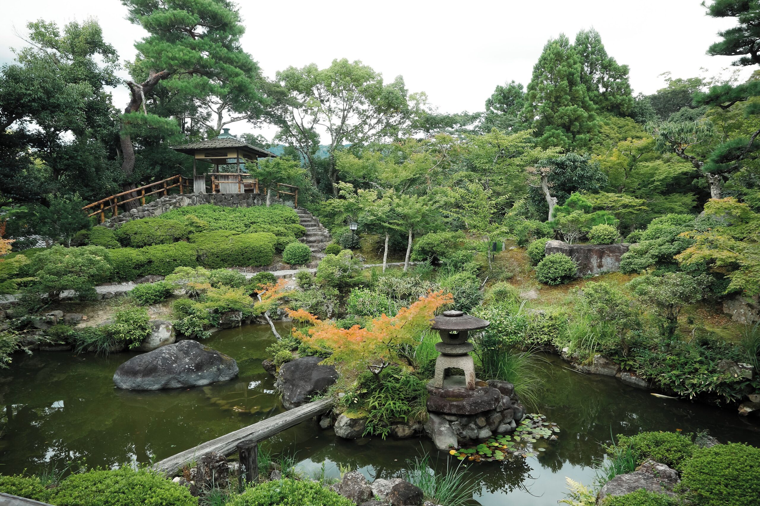 Yoshikien garden on the grounds of Shisui, Nara